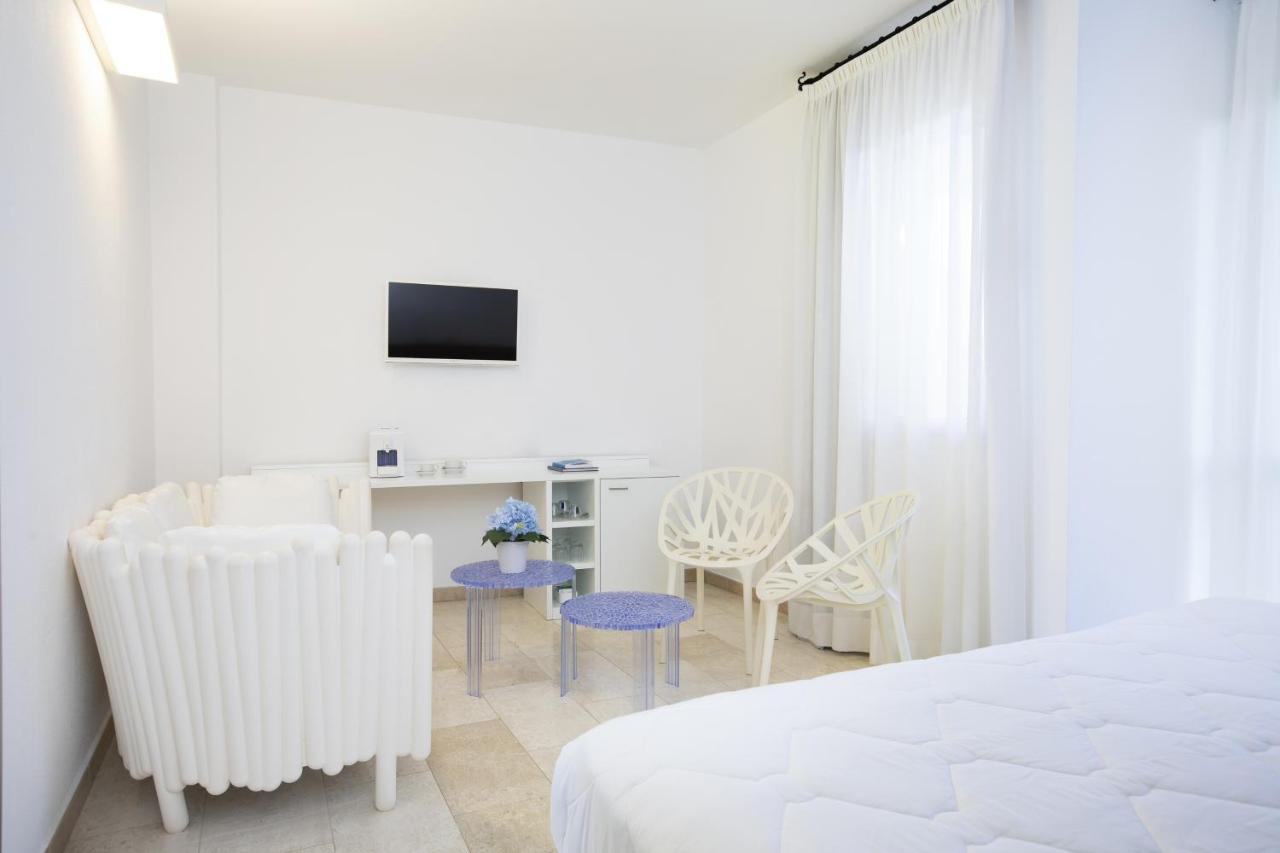 Tirreno Resort Cala Liberotto Exterior foto